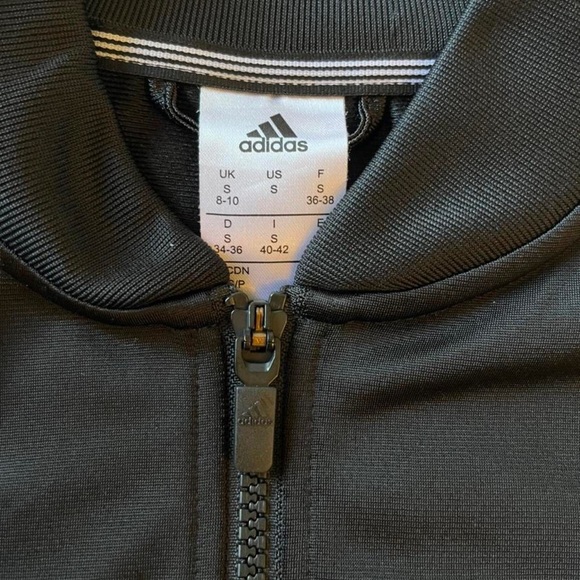 Adidas - Picture 3 of 3